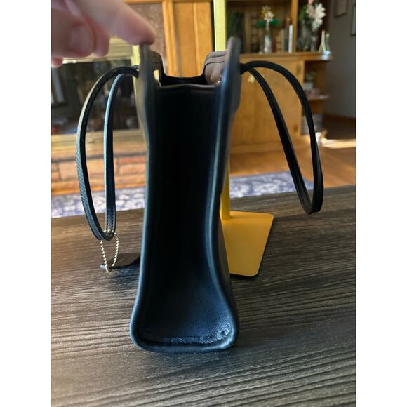 Vintage Coach Small Navy Blue City Bag with Coach Hang Tag - Picture 9 of 9